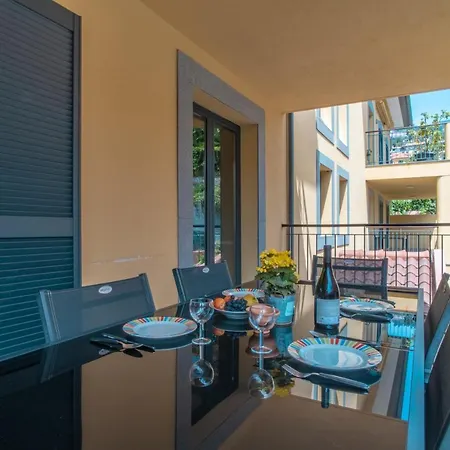 Apartment Living Bu Apart.
