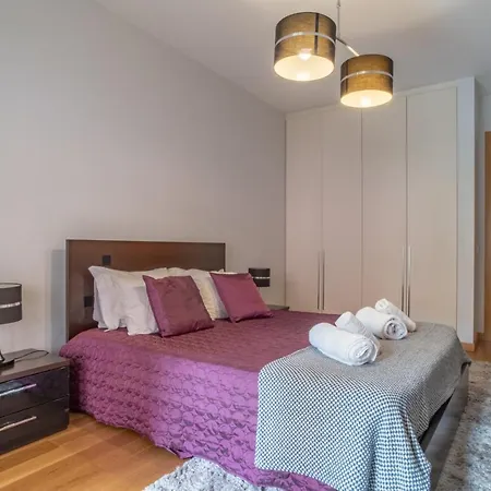 Apartment Living Bu Apart. *