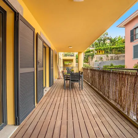 Living Bu Apart. * Фуншал