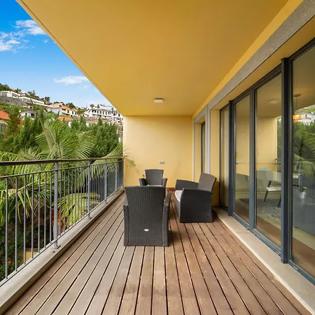 Living Bu Apart. Apartman *