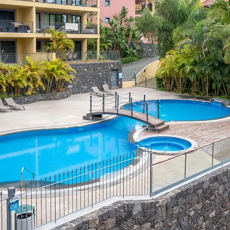 Living Bu Apart. Apartman *